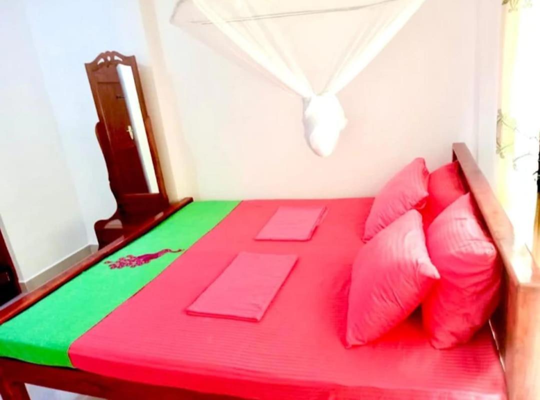 Forest View Home Stay Anuradhapura Ngoại thất bức ảnh